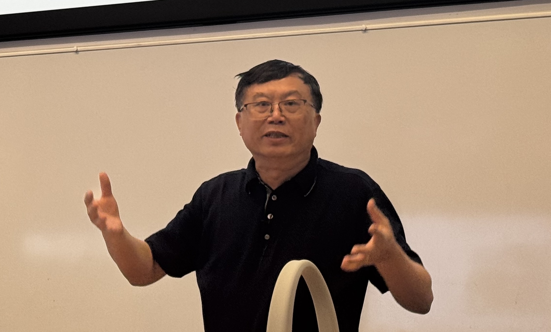 Professor Yuguo Li, University of Hong Kong